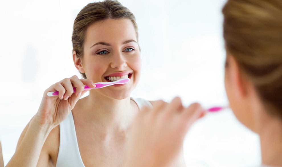 Prevención de la periodontitis - Belén Pérez, dentista en Getxo