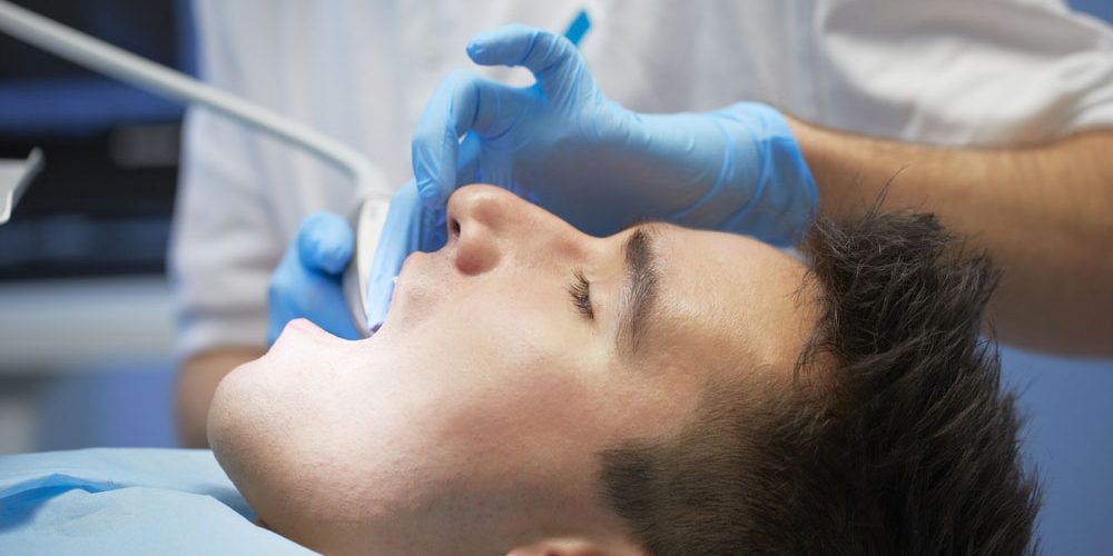 Anquilosis dental.