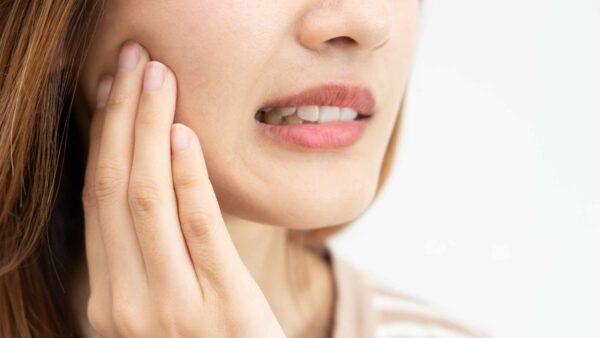 Molestia dental tras tratamiento de endodoncia o implante